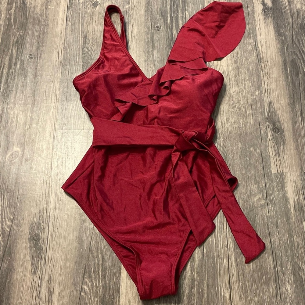Peddney Ruffle One Piece Swimsuit Sz Small